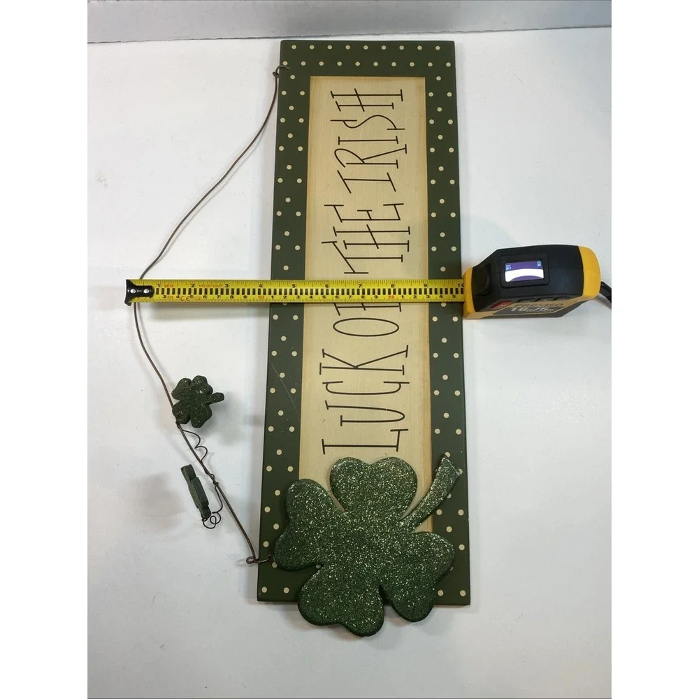 Irish Day Shamrock Wall Plaques/Door Sign ~ Set Of 2 ~‎ Defect